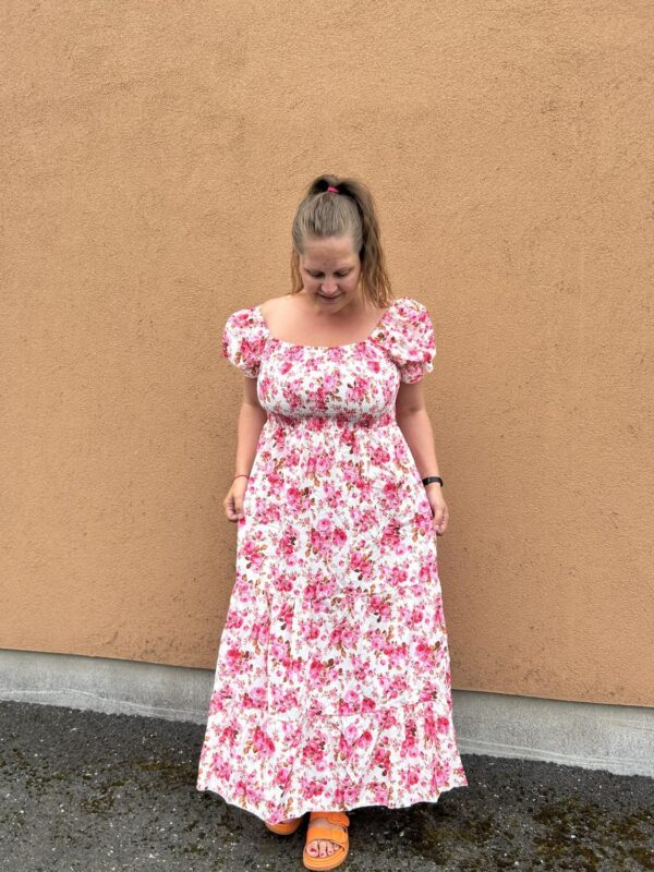 Lang rød/rosa med blomstermønster - Bilde 2